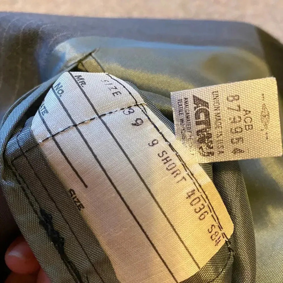 Giant Collegiate 2 Button Men's Gray Suit Blazer Tuxedo Size 39 NWOT Pockets - Picture 6 of 8